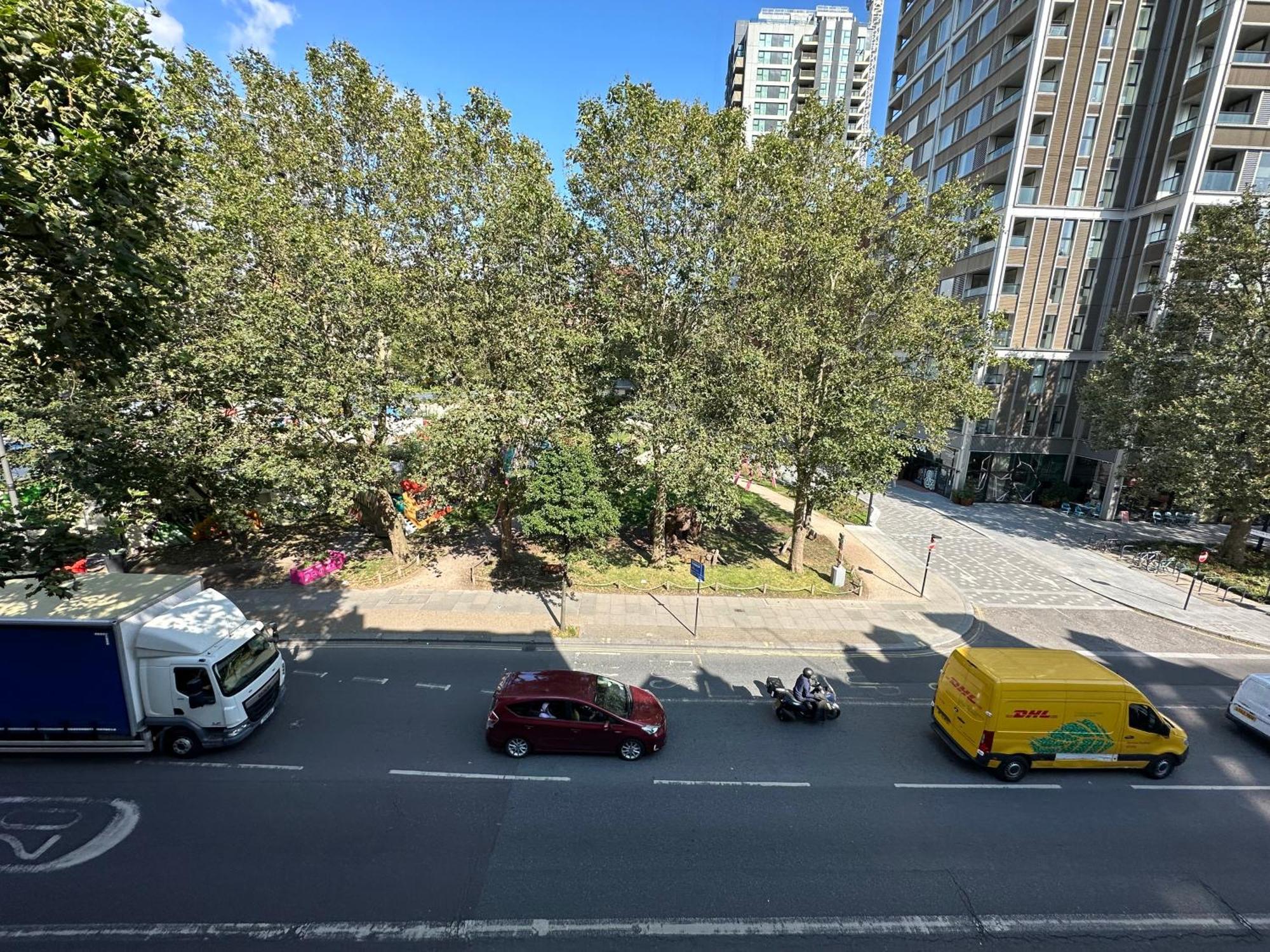Private Studio Flat In City 1190 ลอนดอน ภายนอก รูปภาพ