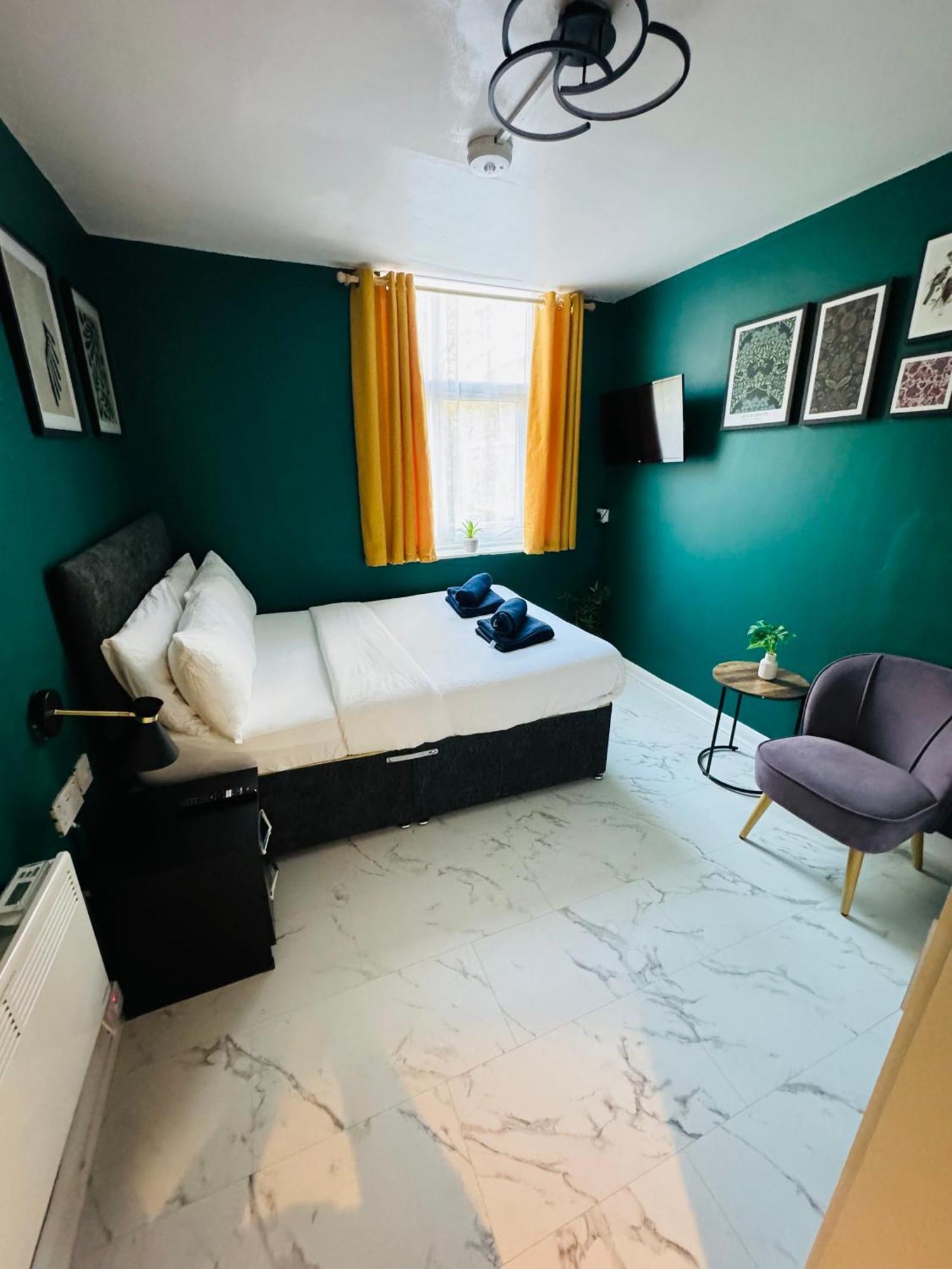 Private Studio Flat In City 1190 ลอนดอน ภายนอก รูปภาพ